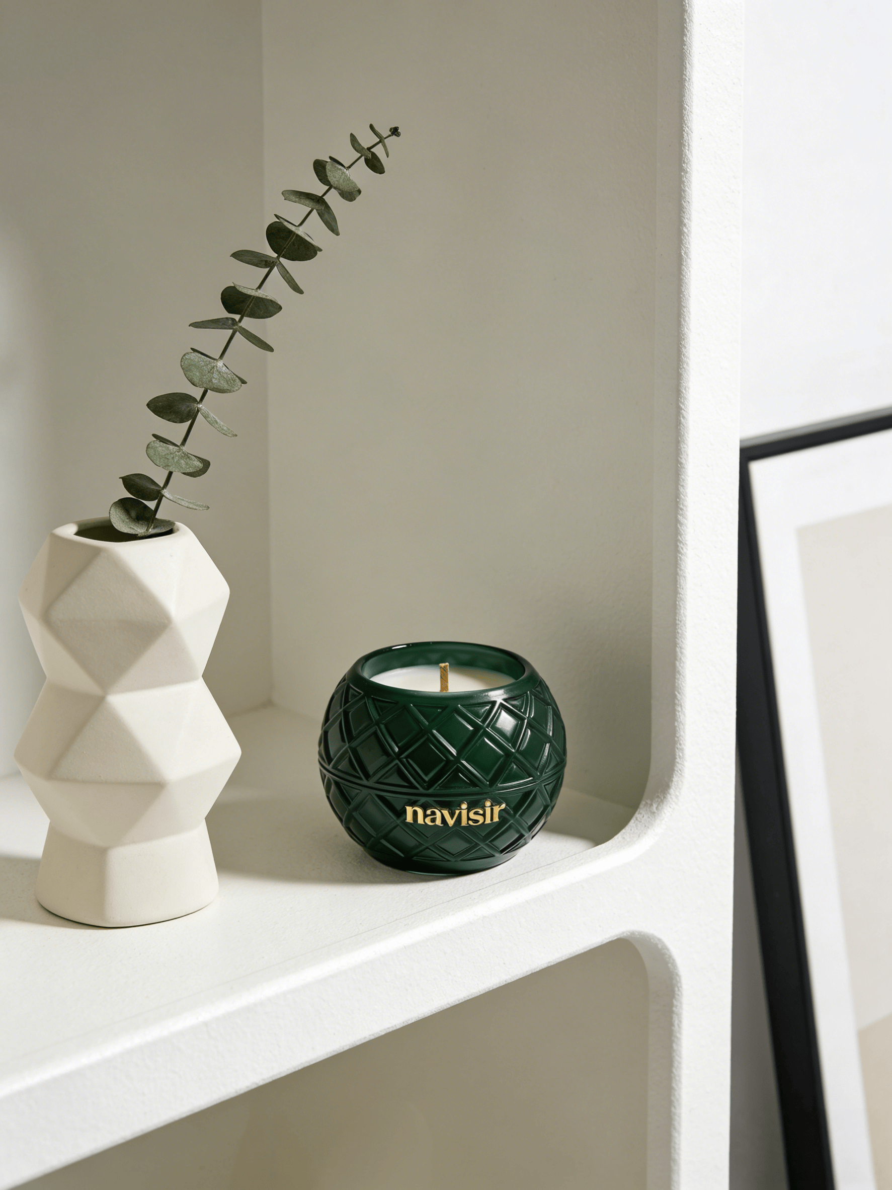 Navisir Emerald Geo-Carved Scented Candle