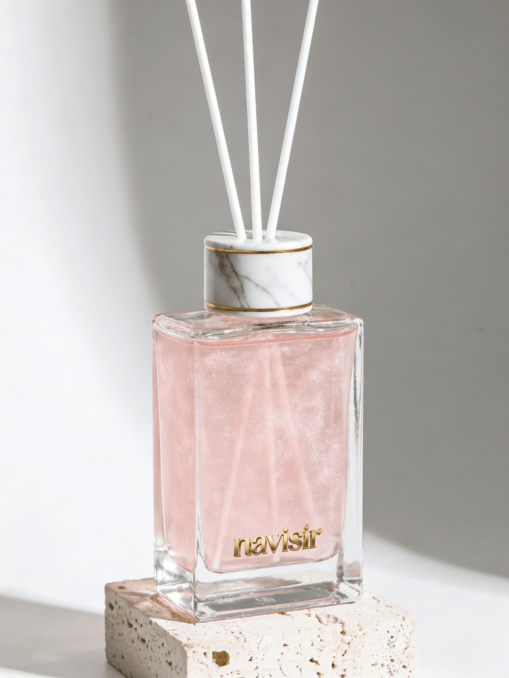 Navisir Blush Pearl Reed Diffuser