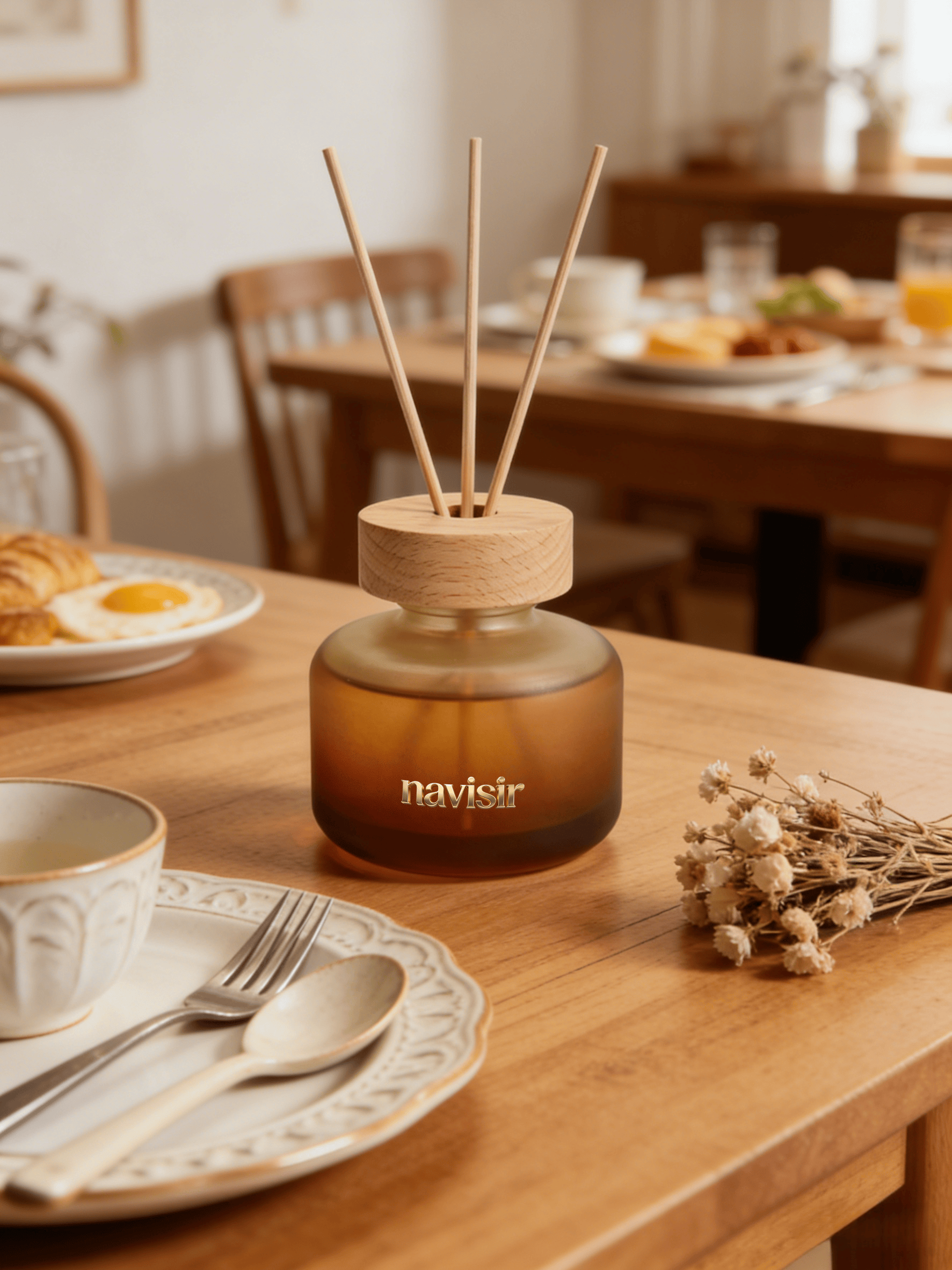 Navisir Minimalist Wood & Amber Diffuser